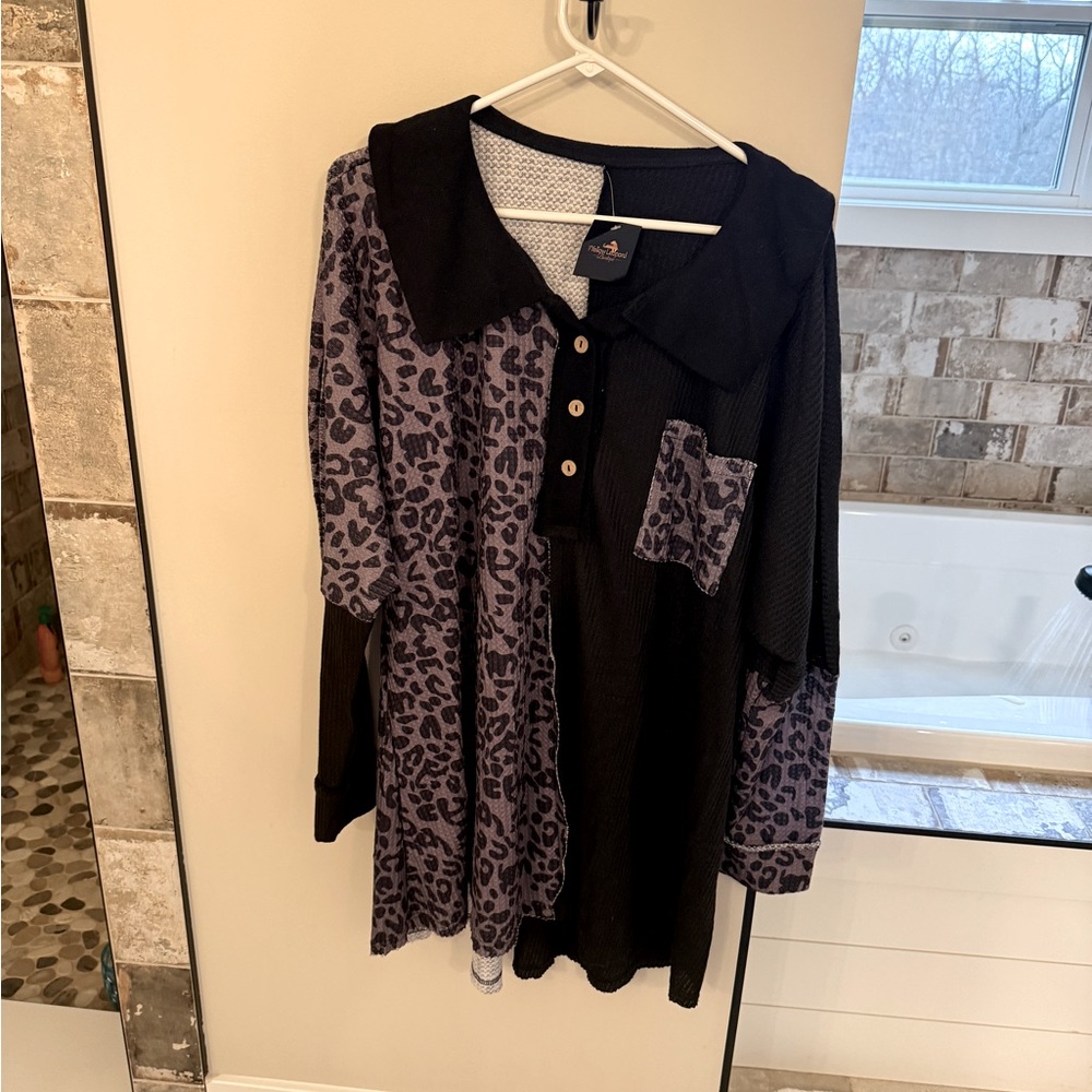 Women’s xl top. New with tag.